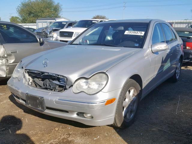 WDBRF61J63A513878 - 2003 MERCEDES-BENZ C 240 SILVER photo 2