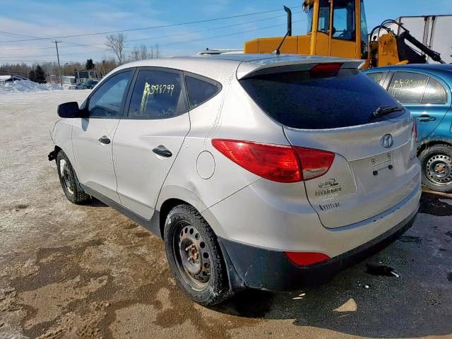 KM8JT3AC9BU216426 - 2011 HYUNDAI TUCSON GL SILVER photo 3