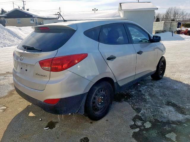 KM8JT3AC9BU216426 - 2011 HYUNDAI TUCSON GL SILVER photo 4