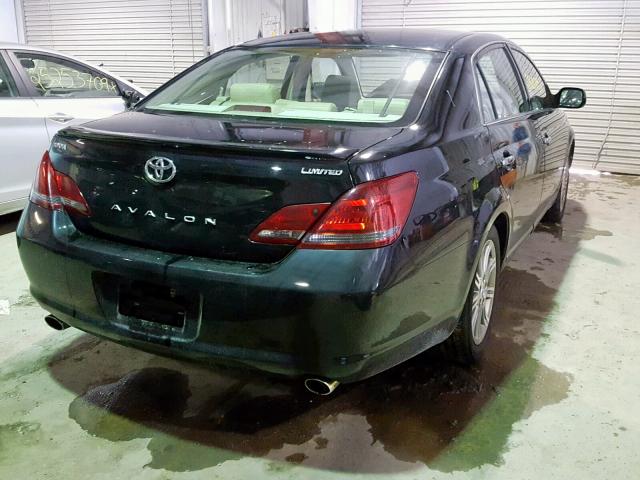 4T1BK36B68U287230 - 2008 TOYOTA AVALON BLACK photo 4