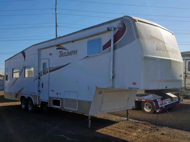 4CB5L362232305796 - 2003 FLEETWOOD TRIUMPH WHITE photo 1