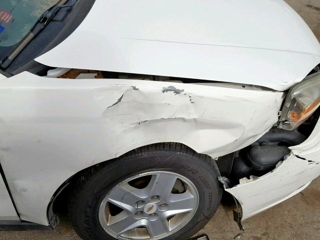 1G1ZT52855F329305 - 2005 CHEVROLET MALIBU LS WHITE photo 9