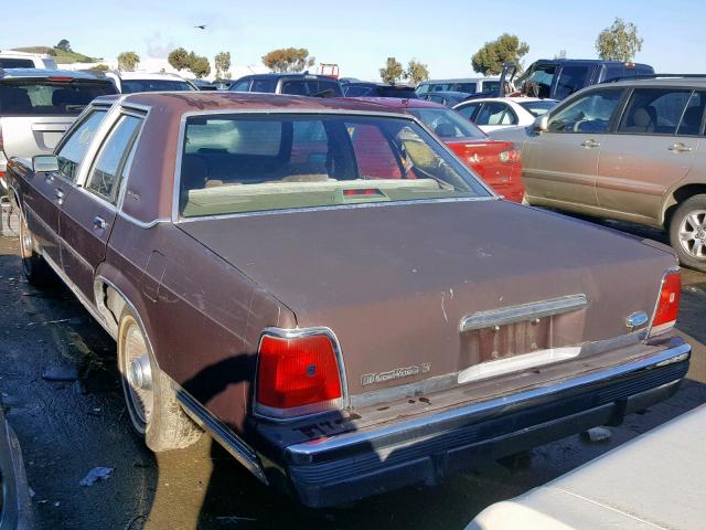 2FACP74F2MX150611 - 1991 FORD CROWN VICT BROWN photo 3