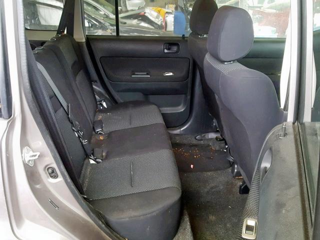 JTLKT324054024594 - 2005 TOYOTA SCION XB GRAY photo 6