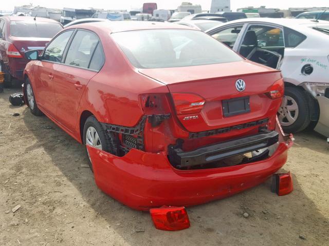 3VW2K7AJ3EM232323 - 2014 VOLKSWAGEN JETTA BASE RED photo 3