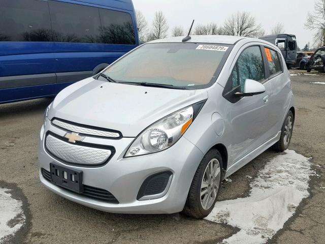 KL8CL6S08FC702197 - 2015 CHEVROLET SPARK EV 2 SILVER photo 2