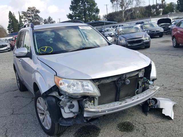 JF2SHAFC0BH756992 - 2011 SUBARU FORESTER L SILVER photo 1