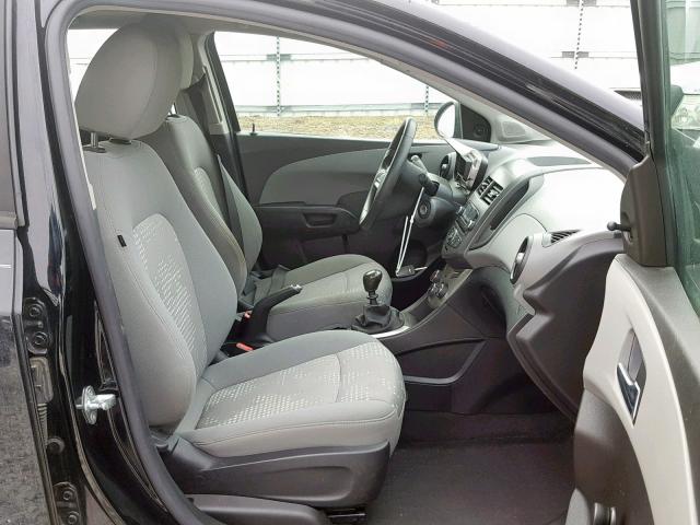 1G1JB6SH1C4136843 - 2012 CHEVROLET SONIC LS BLACK photo 5