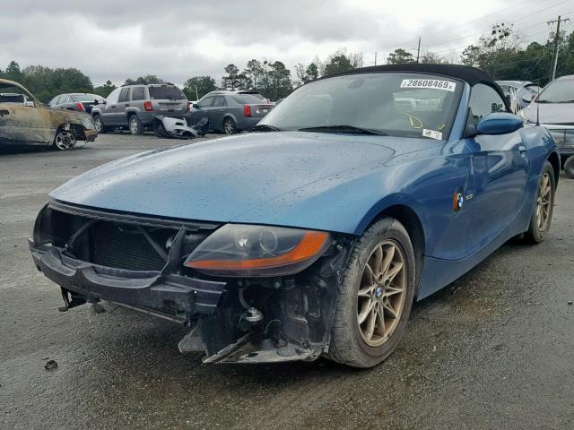 4USBT33564LS51080 - 2004 BMW Z4 2.5 BLUE photo 2