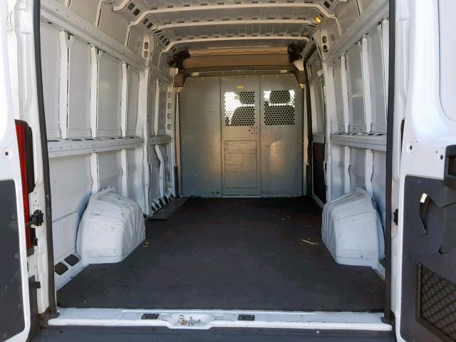 3C6URVJG4JE119301 - 2018 RAM PROMASTER 白色 照片 6