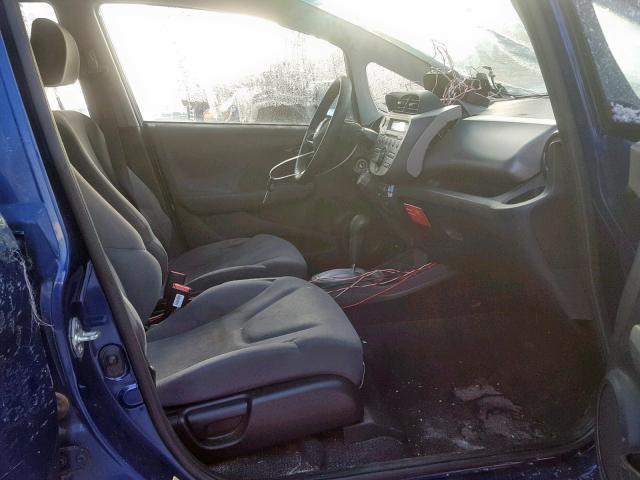 JHMGE8H39BC020874 - 2011 HONDA FIT BLUE photo 5