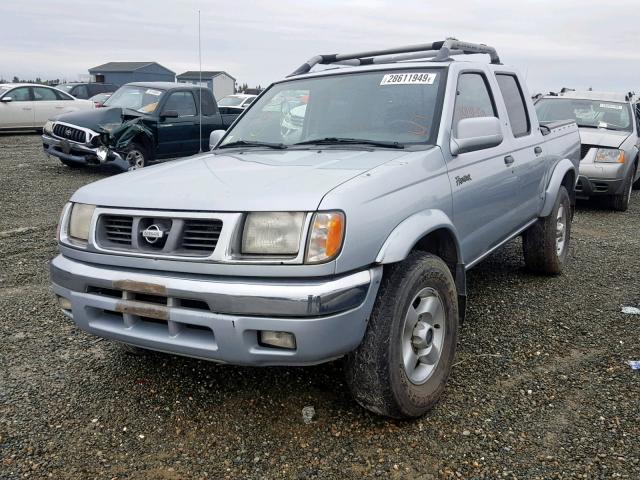 1N6ED27Y0YC407566 - 2000 NISSAN FRONTIER C GRAY photo 2