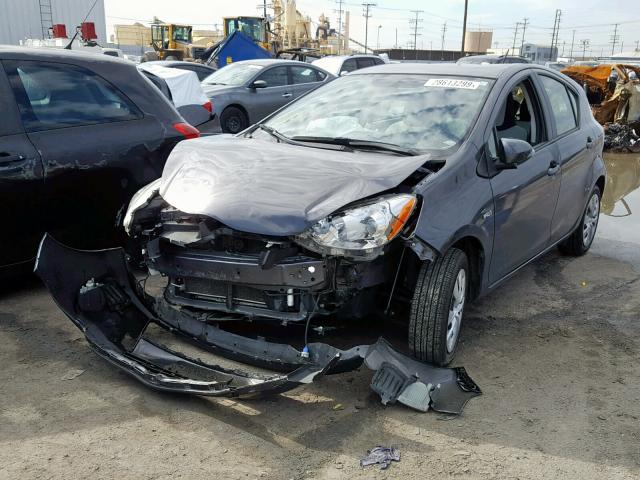 JTDKDTB35E1072268 - 2014 TOYOTA PRIUS C GRAY photo 2