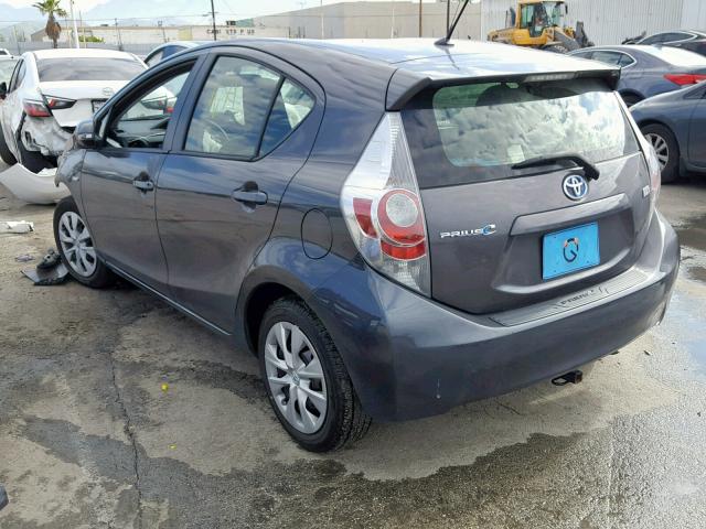 JTDKDTB35E1072268 - 2014 TOYOTA PRIUS C GRAY photo 3