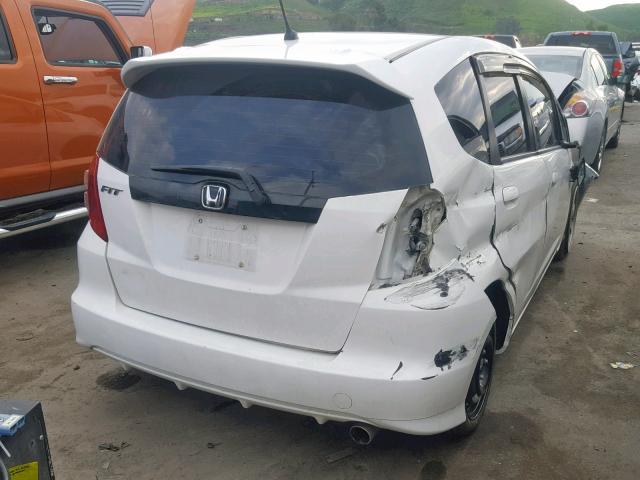 JHMGE8H44AC016741 - 2010 HONDA FIT SPORT WHITE photo 4