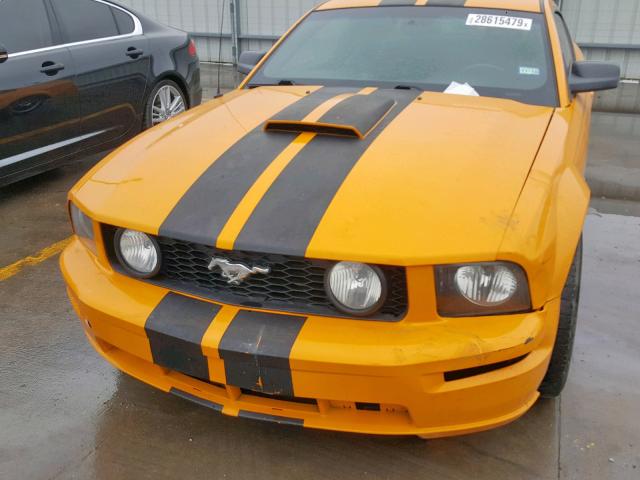 1ZVHT82H295142181 - 2009 FORD MUSTANG GT ORANGE photo 9