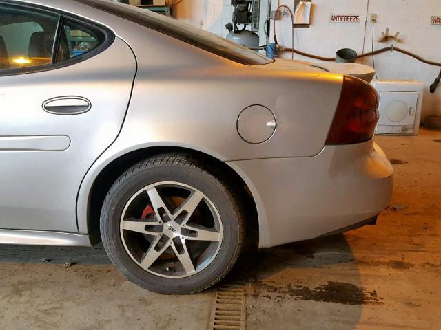 2G2WR524041121526 - 2004 PONTIAC GRAND PRIX SILVER photo 9