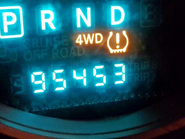 1J4NF1FB8BD135512 - 2011 JEEP COMPASS SP 银色 照片 8