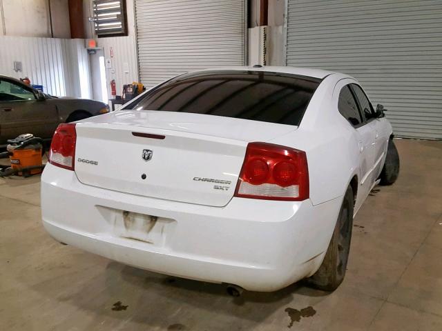 2B3CA3CV3AH273516 - 2010 DODGE CHARGER SX WHITE photo 4