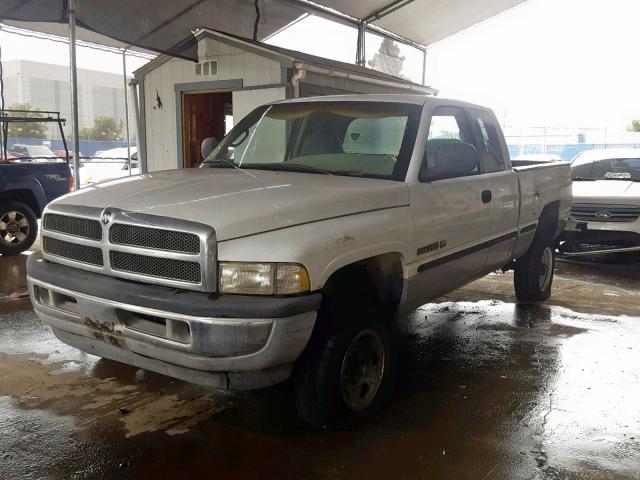 1B7KF23W6XJ613974 - 1999 DODGE RAM 2500 WHITE photo 2