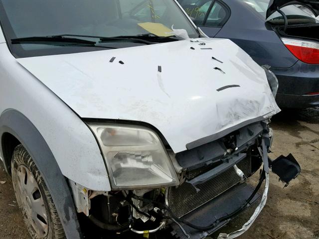 NM0LS7DN3AT002747 - 2010 FORD TRANSIT CO WHITE photo 9