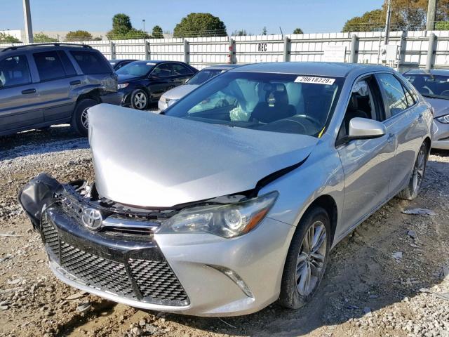 4T1BF1FK7FU479777 - 2015 TOYOTA CAMRY LE SILVER photo 2