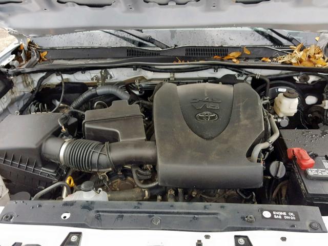 3TMCZ5AN1HM045872 - 2017 TOYOTA TACOMA DOU თეთრი ფოტო 7