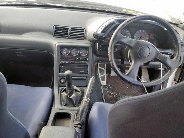 BNR32306397 - 1994 NISSAN SKYLINE GT WHITE photo 9