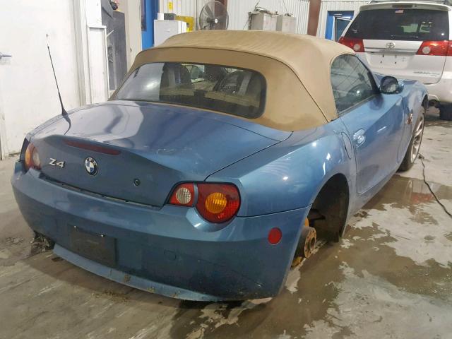 4USBT33473LS41521 - 2003 BMW Z4 2.5 BLUE photo 4