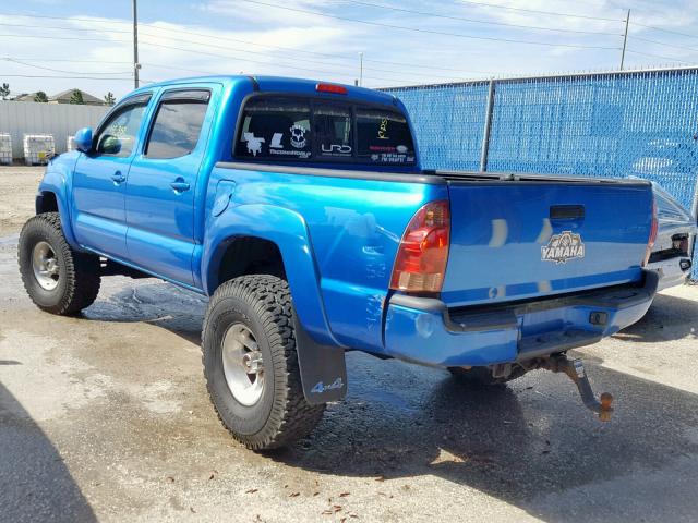 5TELU42NX6Z317651 - 2006 TOYOTA TACOMA DOU ლურჯი ფოტო 3