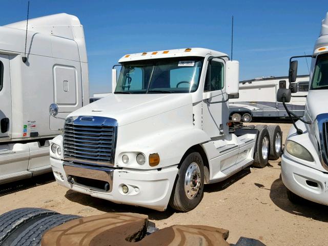 1FUJBBCK14PM40340 - 2004 FREIGHTLINER CONVENTION WHITE photo 2