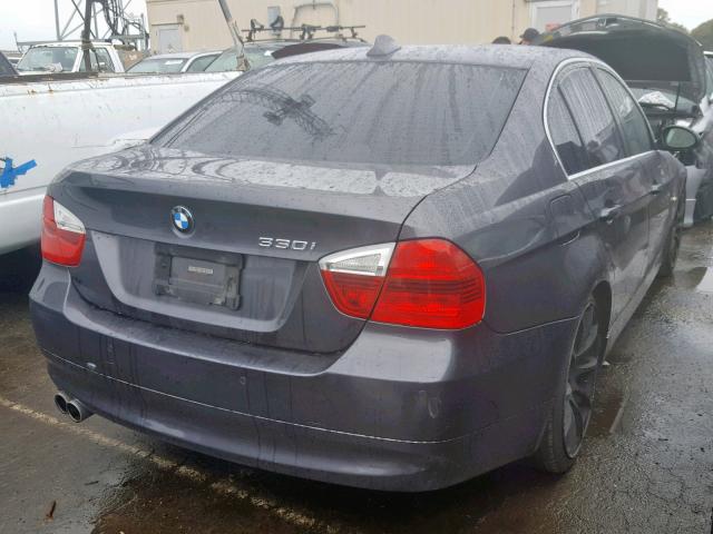 WBAVB33576KR78983 - 2006 BMW 330 I GRAY photo 4