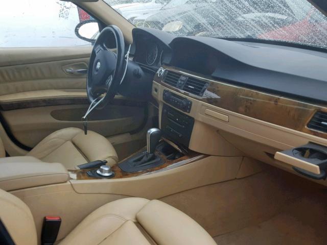 WBAVB33576KR78983 - 2006 BMW 330 I GRAY photo 5