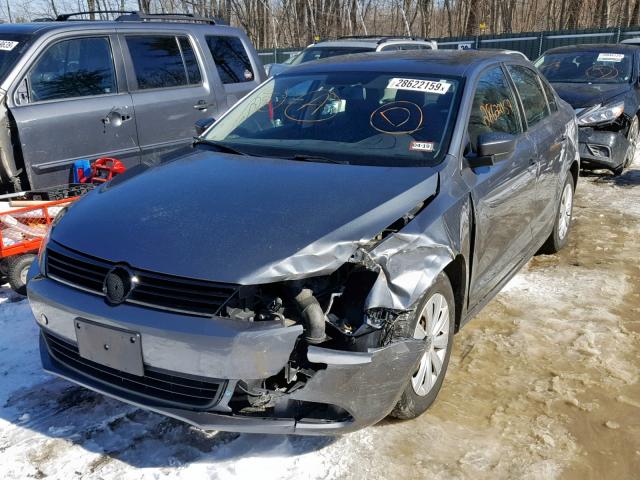 3VW1K7AJ5EM276349 - 2014 VOLKSWAGEN JETTA BASE GRAY photo 2