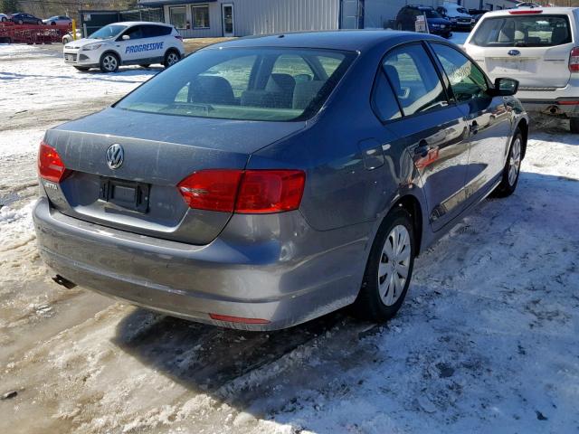 3VW1K7AJ5EM276349 - 2014 VOLKSWAGEN JETTA BASE GRAY photo 4