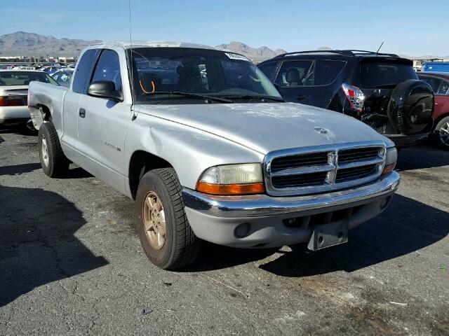 1B7GL22X71S339517 - 2001 DODGE DAKOTA SILVER photo 1