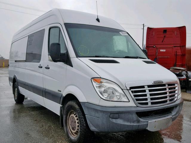 WDRPE8CC9C5631860 - 2012 FREIGHTLINER SPRINTER 2 WHITE photo 1