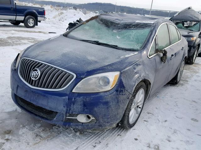 1G4PR5SK7D4108917 - 2013 BUICK VERANO CON BLUE photo 2