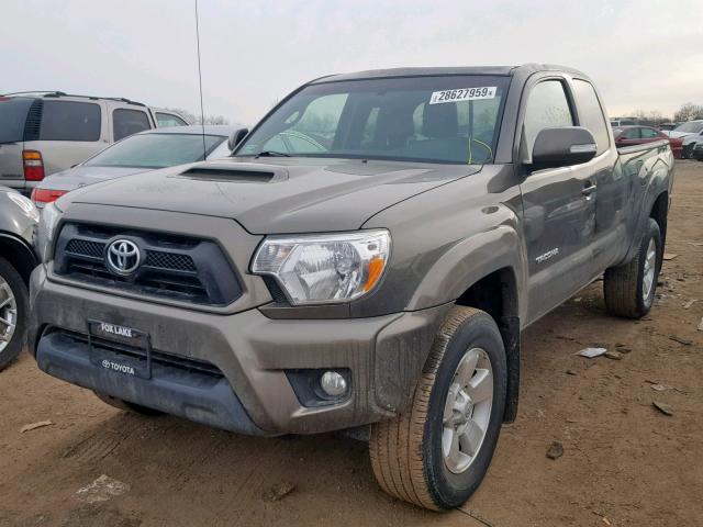 5TFUU4EN7EX100872 - 2014 TOYOTA TACOMA BROWN photo 2