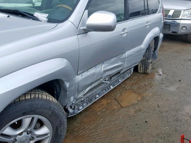 JTJBT20X370128281 - 2007 LEXUS GX 470 SILVER photo 9