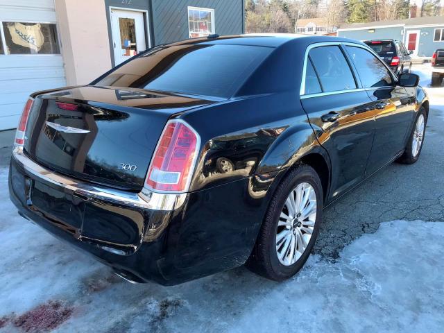 2C3CCARG0EH365800 - 2014 CHRYSLER 300 BLACK photo 3