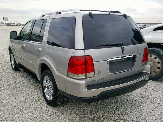5LMEU68H14ZJ47333 - 2004 LINCOLN AVIATOR 银色 照片 3