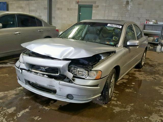 YV1RS592472637033 - 2007 VOLVO S60 2.5T SILVER photo 2