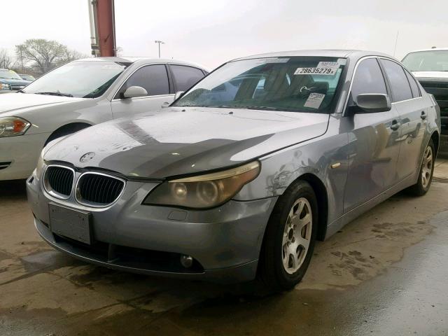 WBANA53564B850083 - 2004 BMW 525 I GRAY photo 2