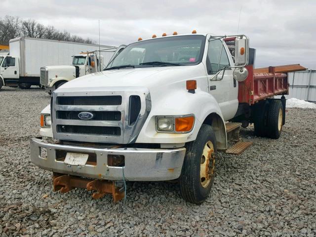 3FRWF65F06V246512 - 2006 FORD F650 SUPER WHITE photo 2