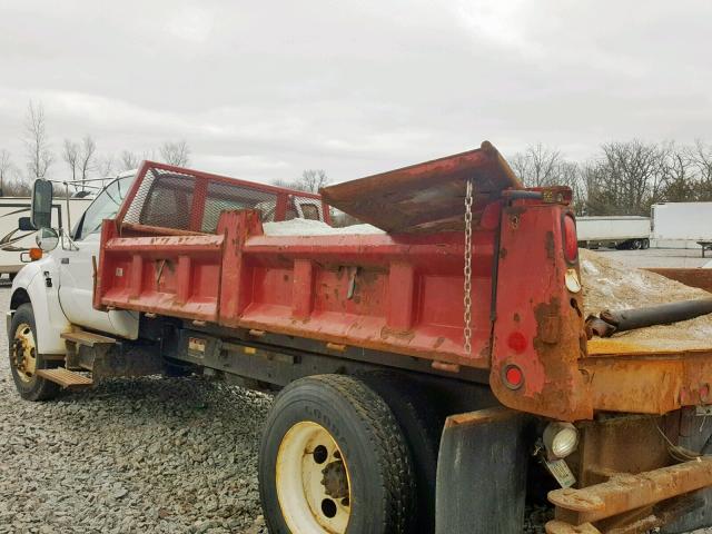 3FRWF65F06V246512 - 2006 FORD F650 SUPER WHITE photo 3