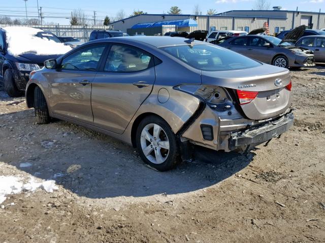 5NPDH4AE6DH237211 - 2013 HYUNDAI ELANTRA GL GRAY photo 3