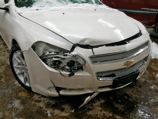 1G1ZE5E72BF132472 - 2011 CHEVROLET MALIBU LTZ WHITE photo 9