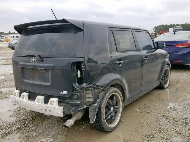 JTLKE50E081013425 - 2008 TOYOTA SCION XB BLACK photo 4