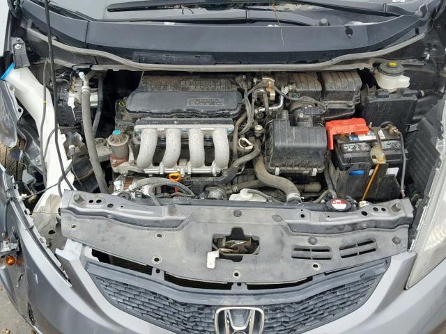 JHMGE8H39CS003936 - 2012 HONDA FIT GRAY photo 7